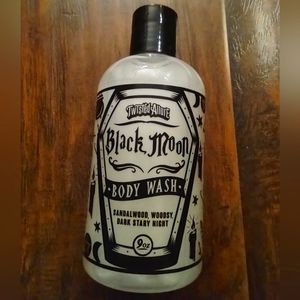 Twisted Allure Black Moon Body Wash